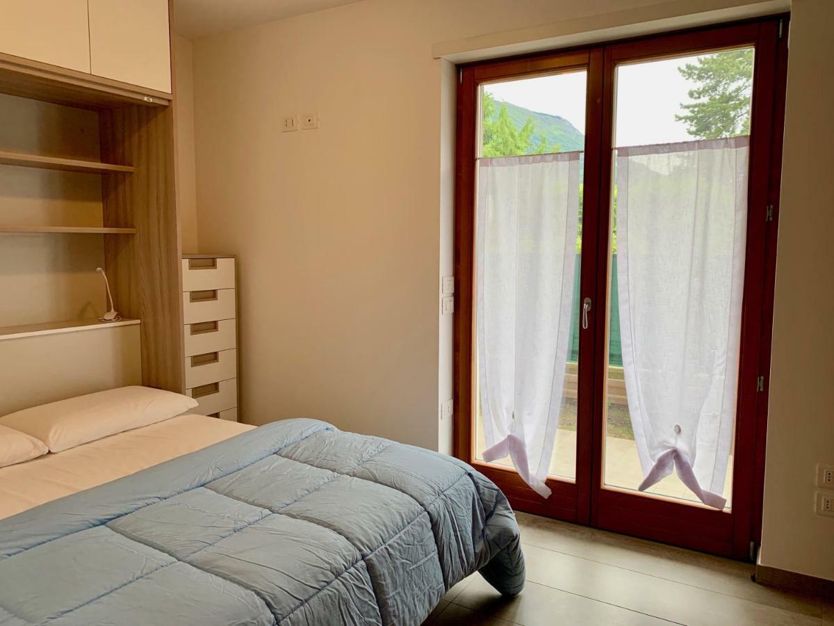 Lakegarden Apartment Riva del Garda Luaran gambar